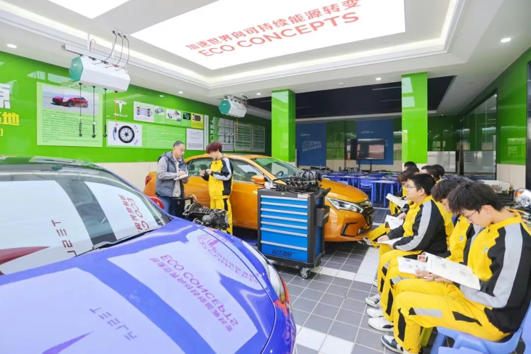 ע�⣡������ͨ2026����У����࣬����漱���⼸��ѧ��������������